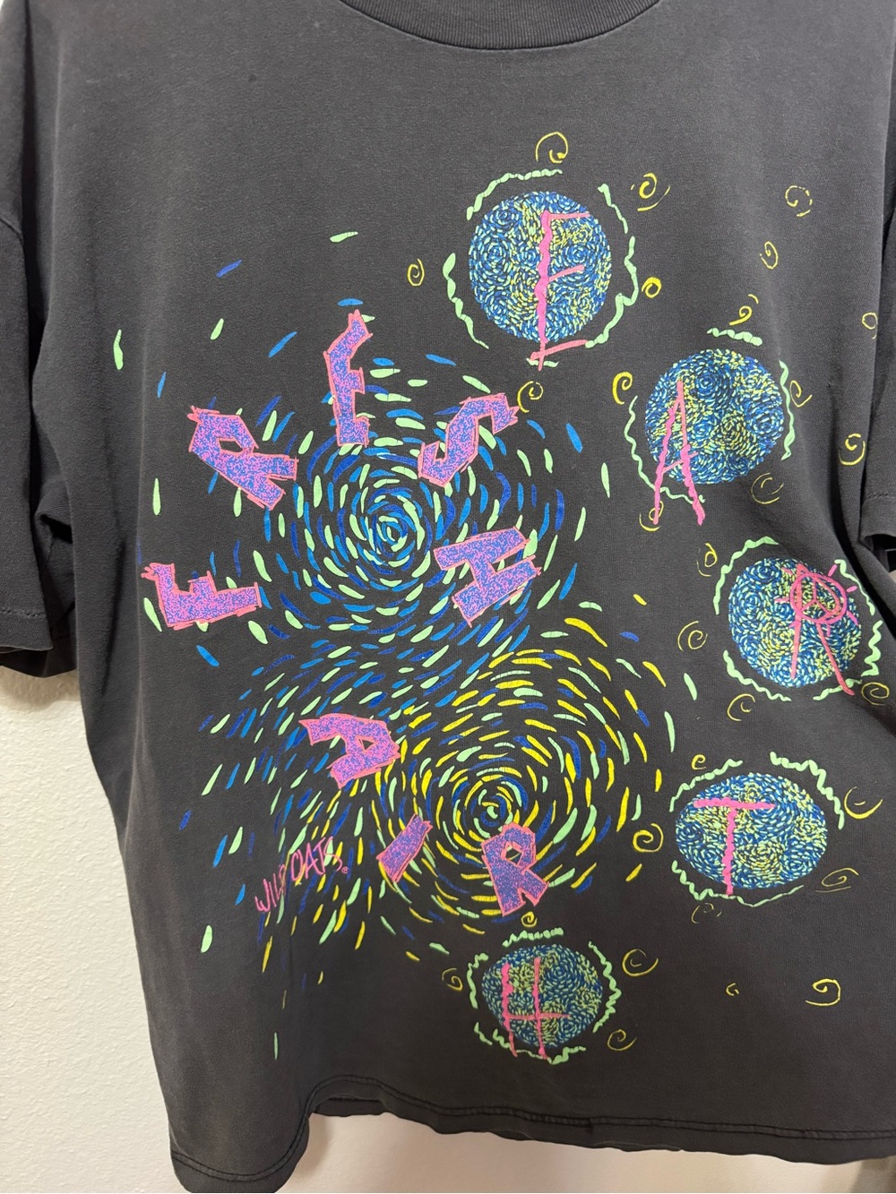 Grey vintage Graphic Tee fresh air Earth
